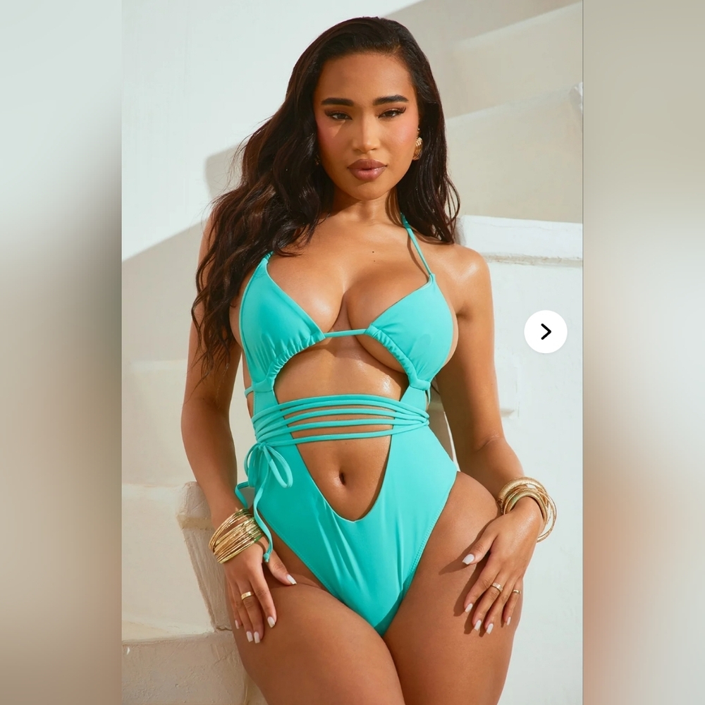 Aubree Strappy Cut Out 1 Piece Swimsuit Fashion Nova NWT